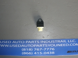 Toyota - Air Bag Sensor crash sensor - 89831 06020